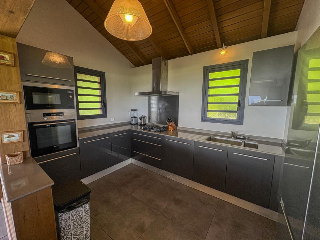 21.location villa piscine Saint François Guadeloupe_cuisine